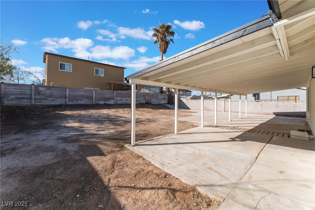 705 North Torrey Pines Drive Property Photo 41