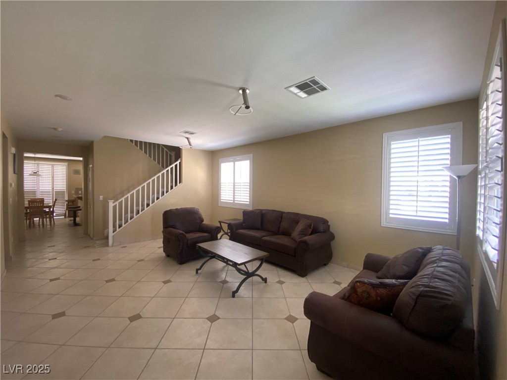 285 Duck Hollow Avenue Property Photo 2