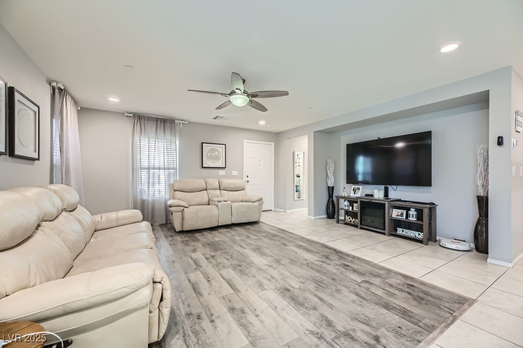 3177 Bivona Walk Property Photo 4