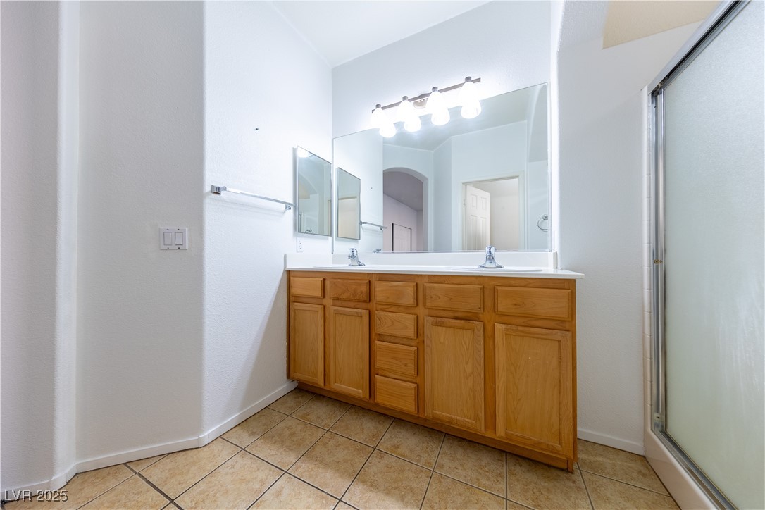 2915 Rippling Springs Street Property Photo 30