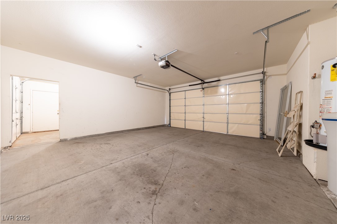 2915 Rippling Springs Street Property Photo 42