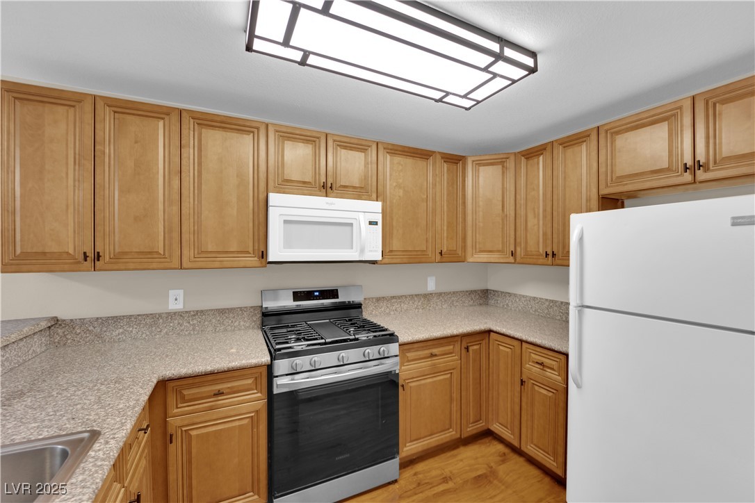 7950 West Flamingo Road 1041 Property Photo 11
