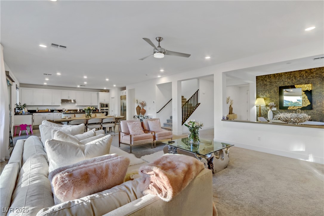 10116 Rebel Coast Street Property Photo 5