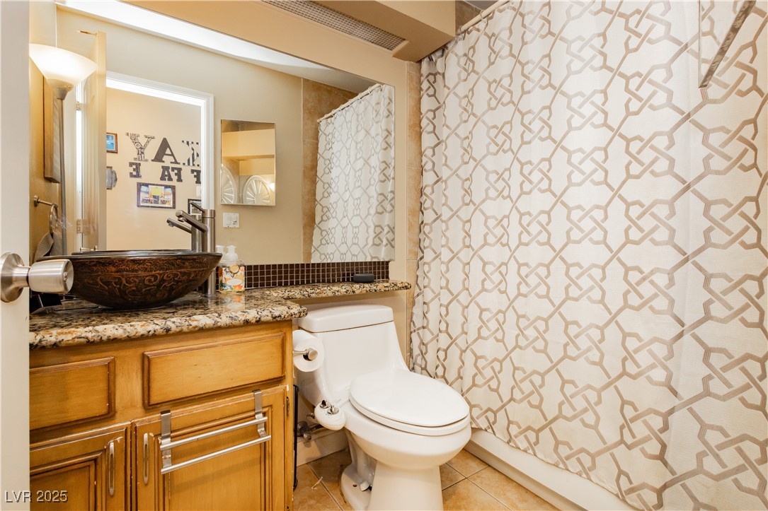4401 Inez Drive Property Photo 18