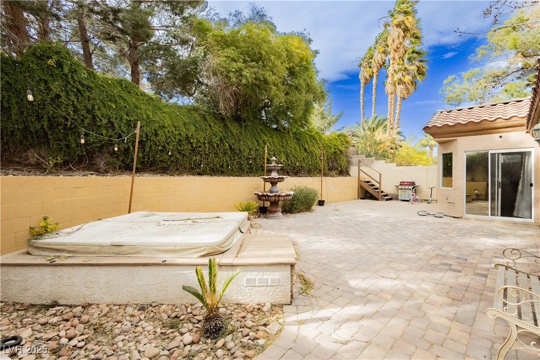 4401 Inez Drive Property Photo 29