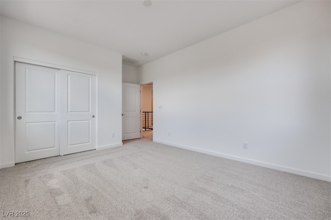 1225 Crimson Sunbird Street Property Photo 12