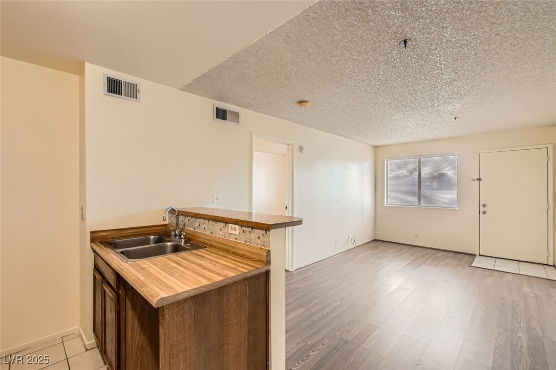 1361 East University Avenue 209 Property Photo 7