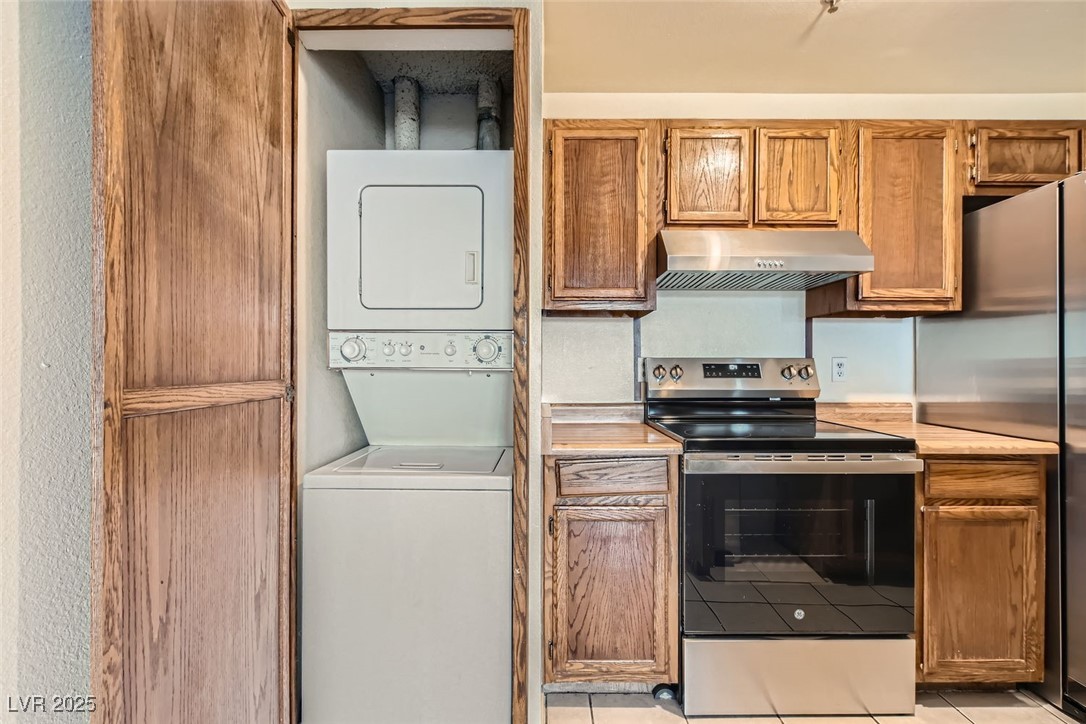 1361 East University Avenue 209 Property Photo 11