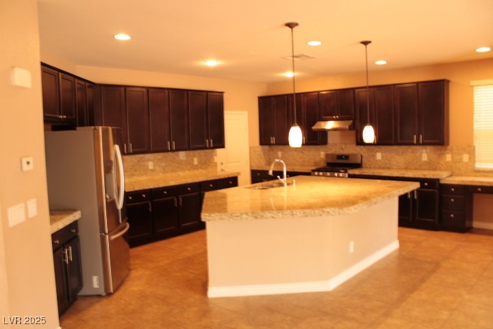 7521 Fontera Court Property Photo 10