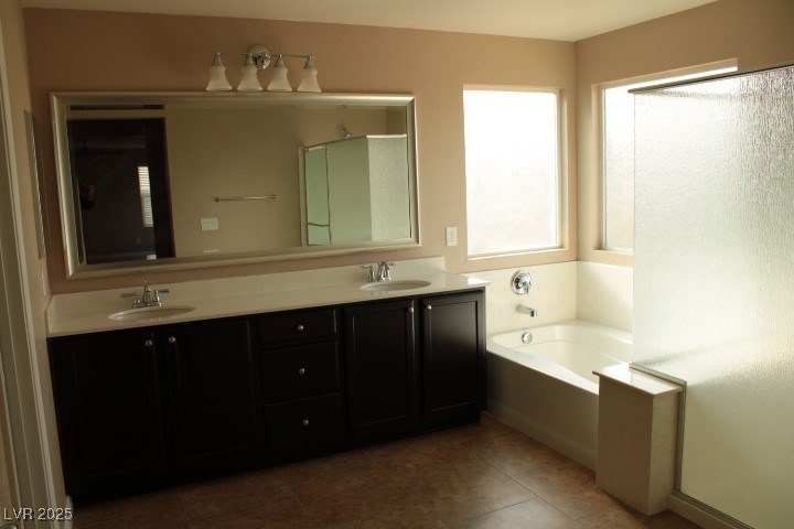 7521 Fontera Court Property Photo 20