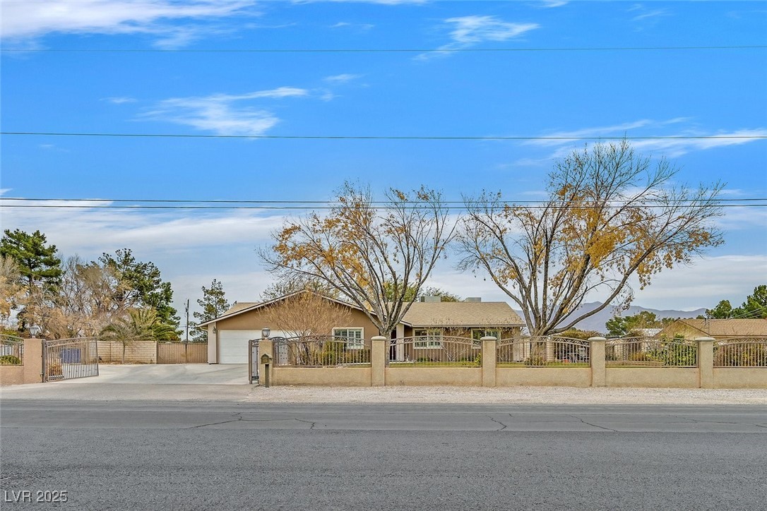 7390 West Rome Boulevard Property Photo 1