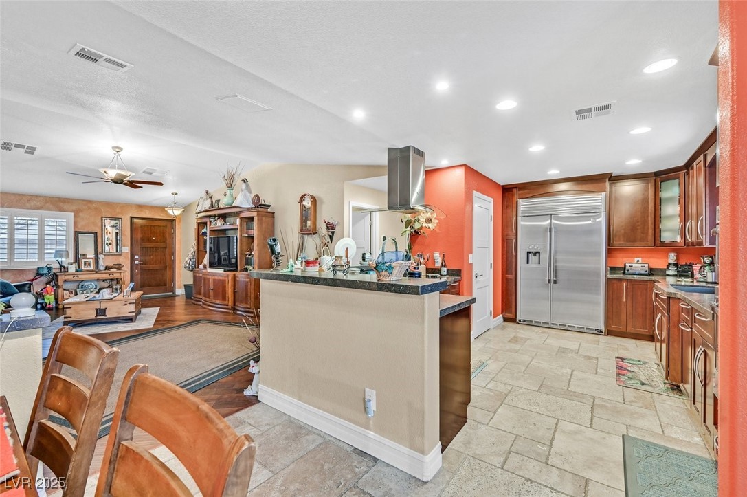 7390 West Rome Boulevard Property Photo 8