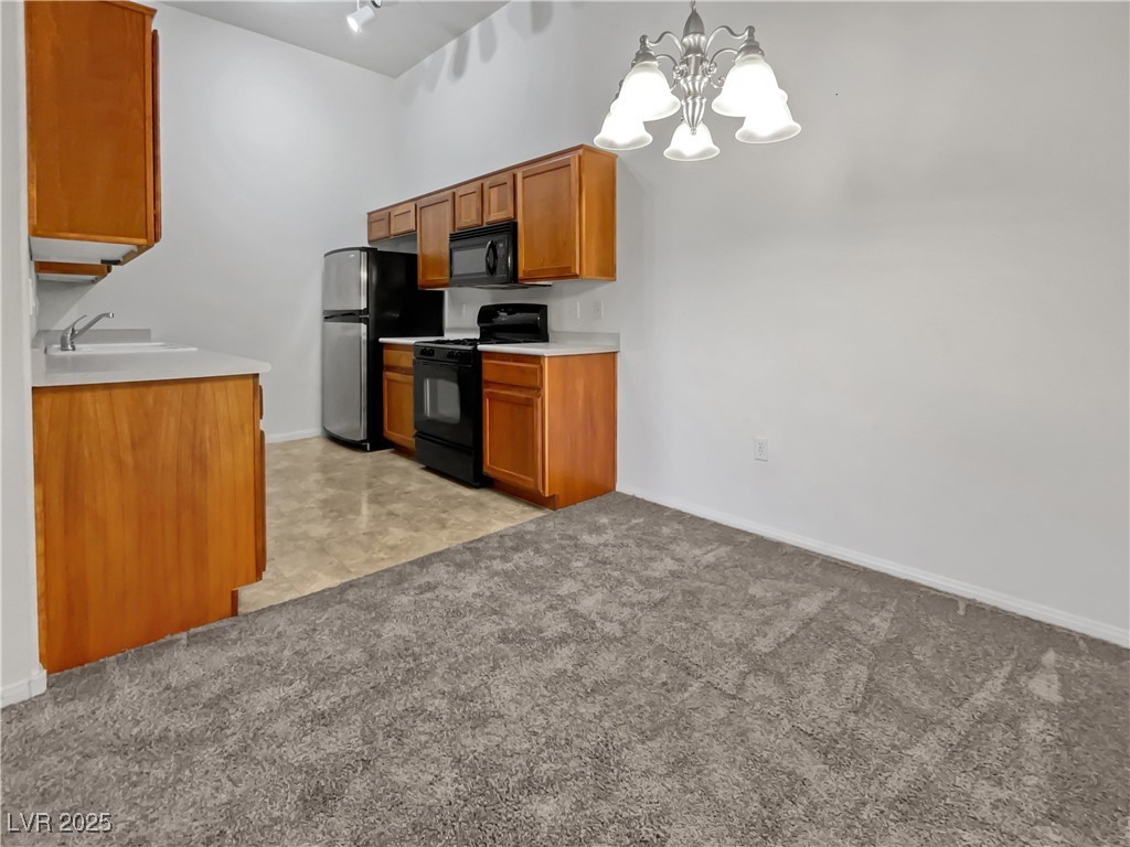 8985 South Durango Drive 2023 Property Photo 12