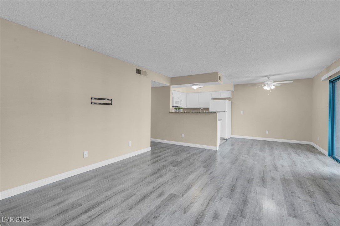 1575 West Warm Springs Road 911 Property Photo 5