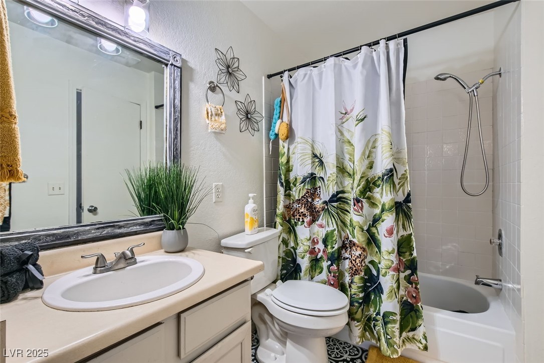 526 Sellers Place Property Photo 10