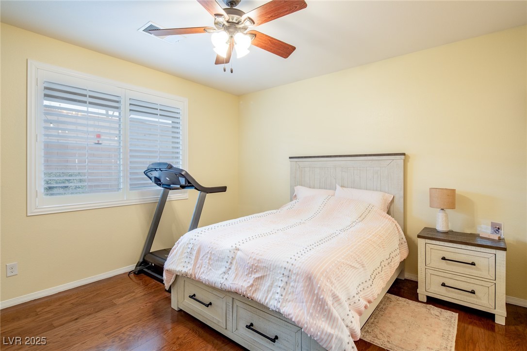 7611 Redcloud Peak Street Property Photo 12