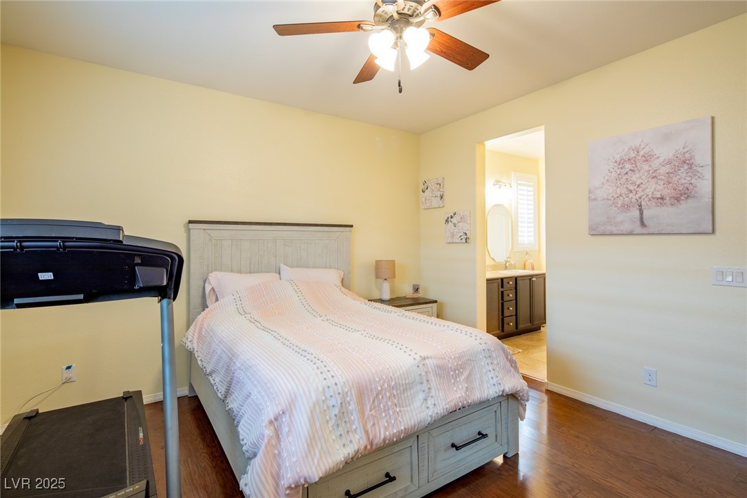 7611 Redcloud Peak Street Property Photo 14