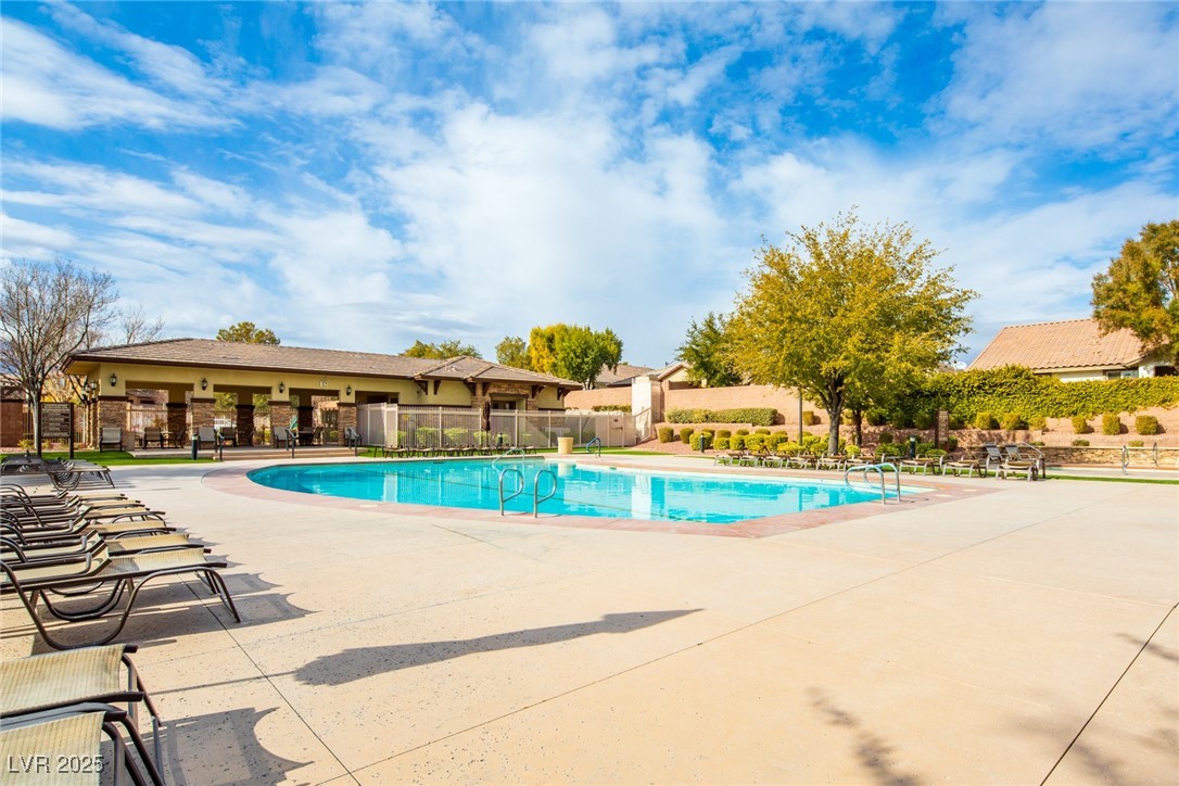 7611 Redcloud Peak Street Property Photo 40
