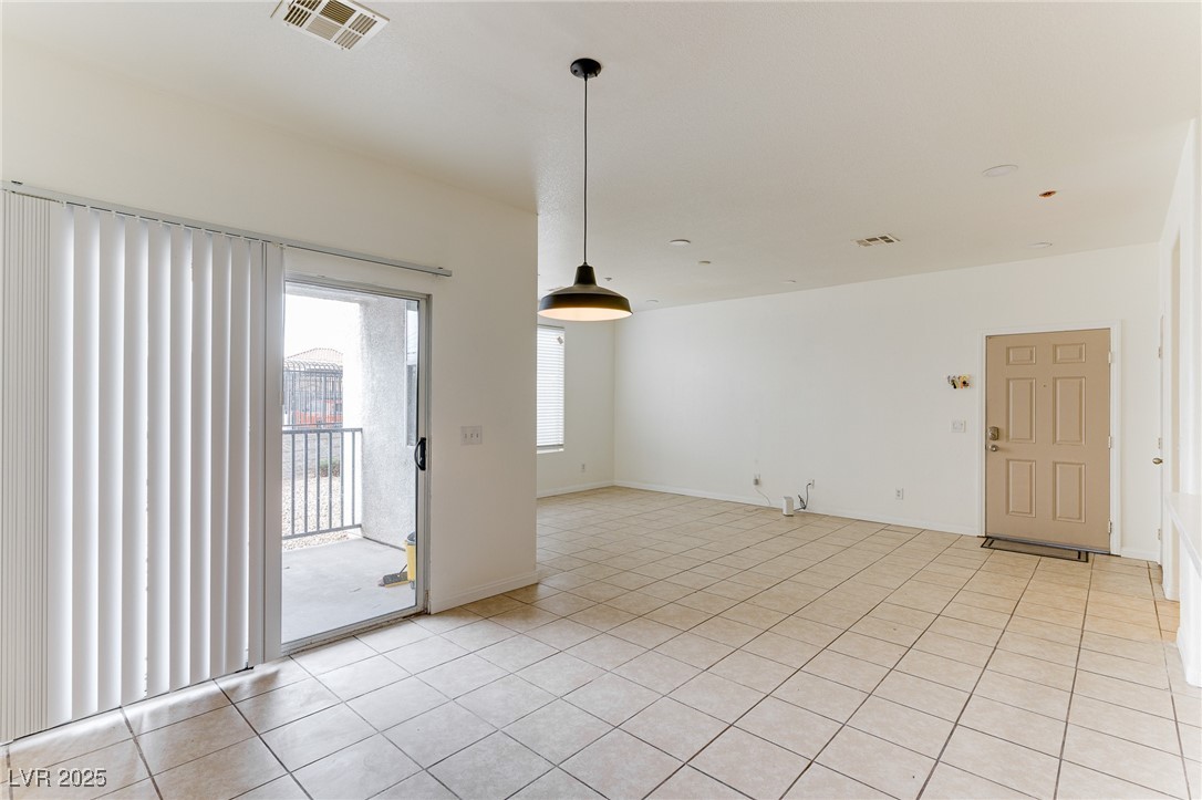 4437 Dover Straight Street 107 Property Photo 3