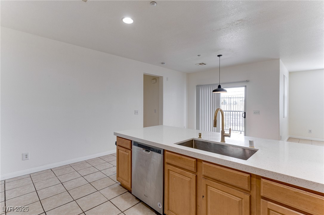 4437 Dover Straight Street 107 Property Photo 6