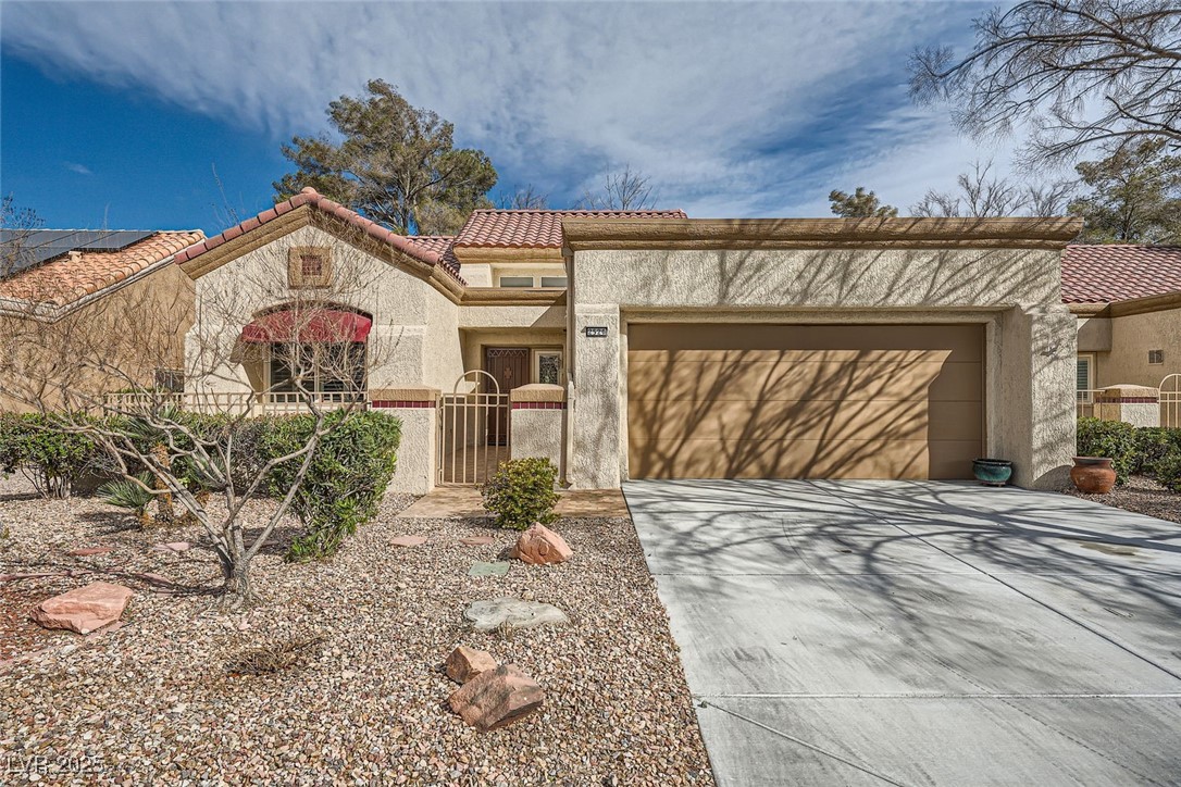 2520 Palmridge Drive Property Photo 2