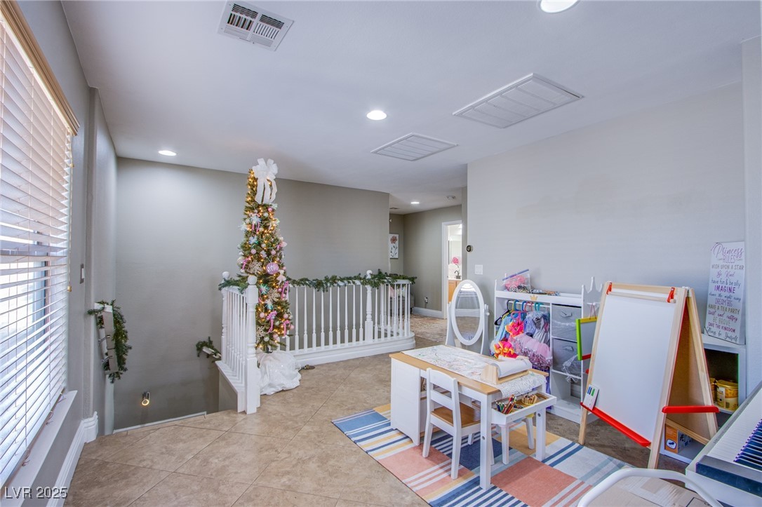2821 White Peaks Avenue Property Photo 15