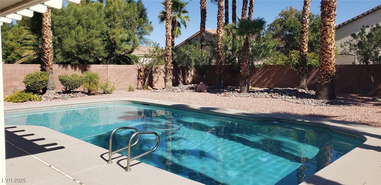494 Donavista Court Property Photo 31