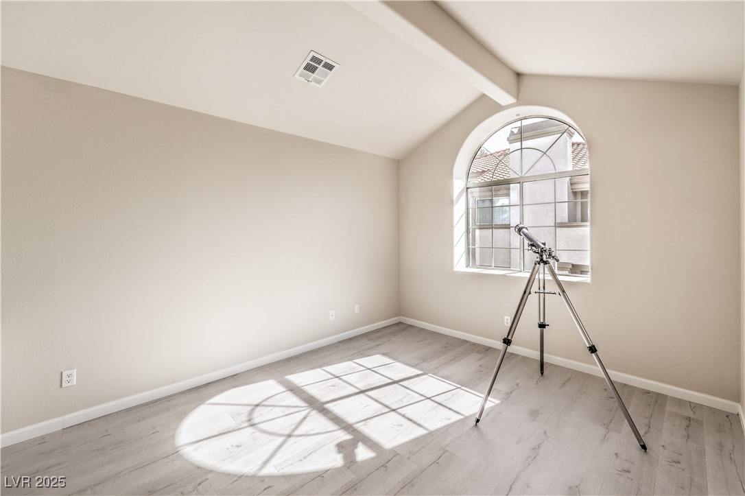 337 Seine Way 0 Property Photo 16