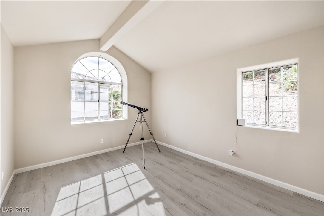 337 Seine Way 0 Property Photo 17
