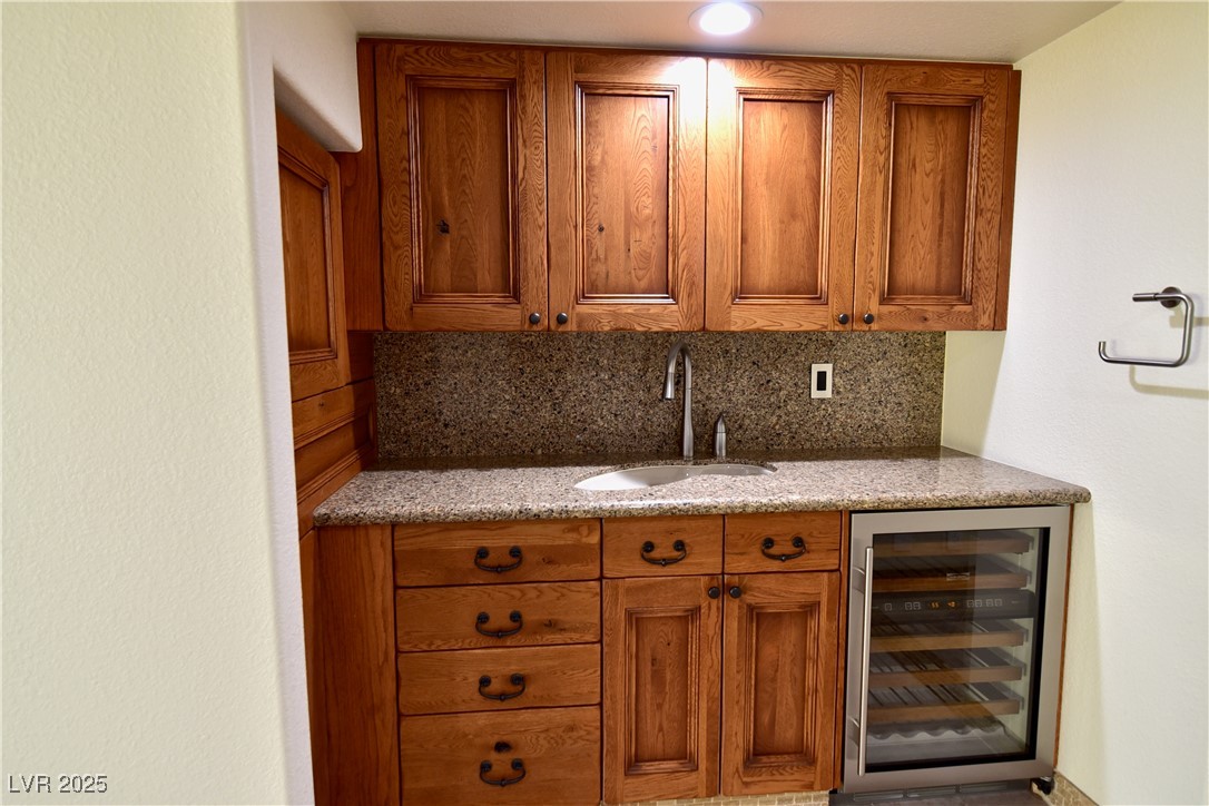 7045 Edna Avenue Property Photo 8