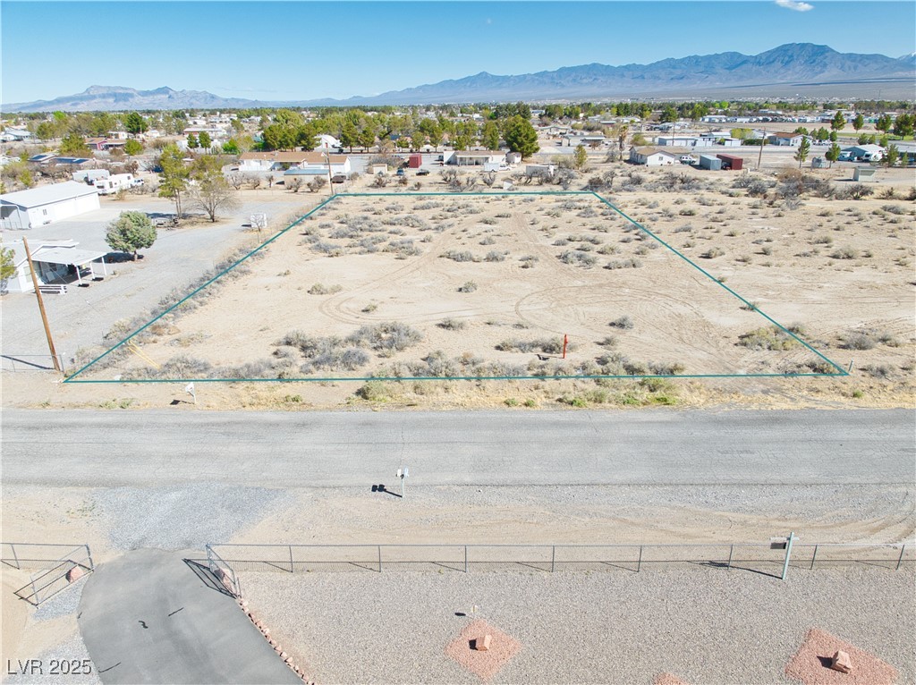 1890 Bank Avenue Property Photo 1