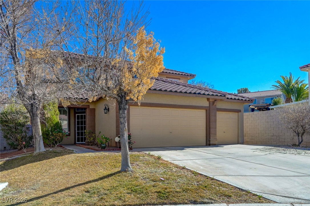 3034 Scenic Valley Way Property Photo 3
