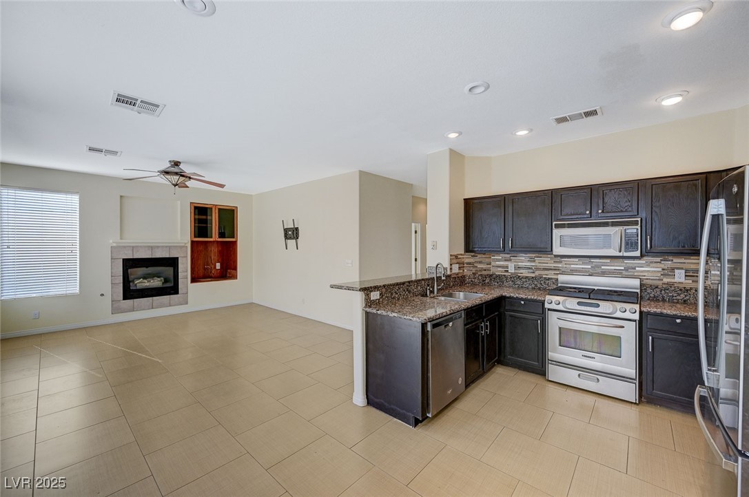 3034 Scenic Valley Way Property Photo 12