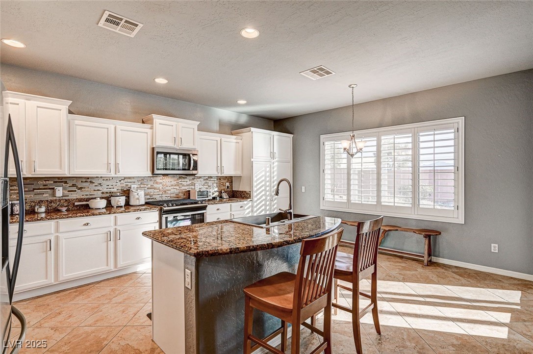 5615 Criollo Drive Property Photo 7