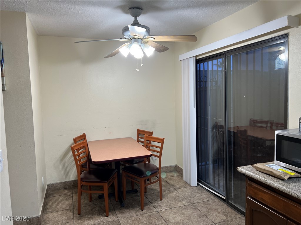 2611 Aracatuba Avenue Property Photo 8