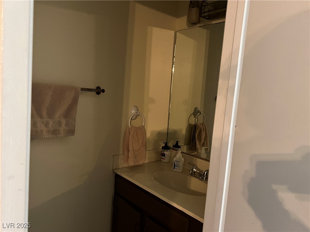 2611 Aracatuba Avenue Property Photo 18