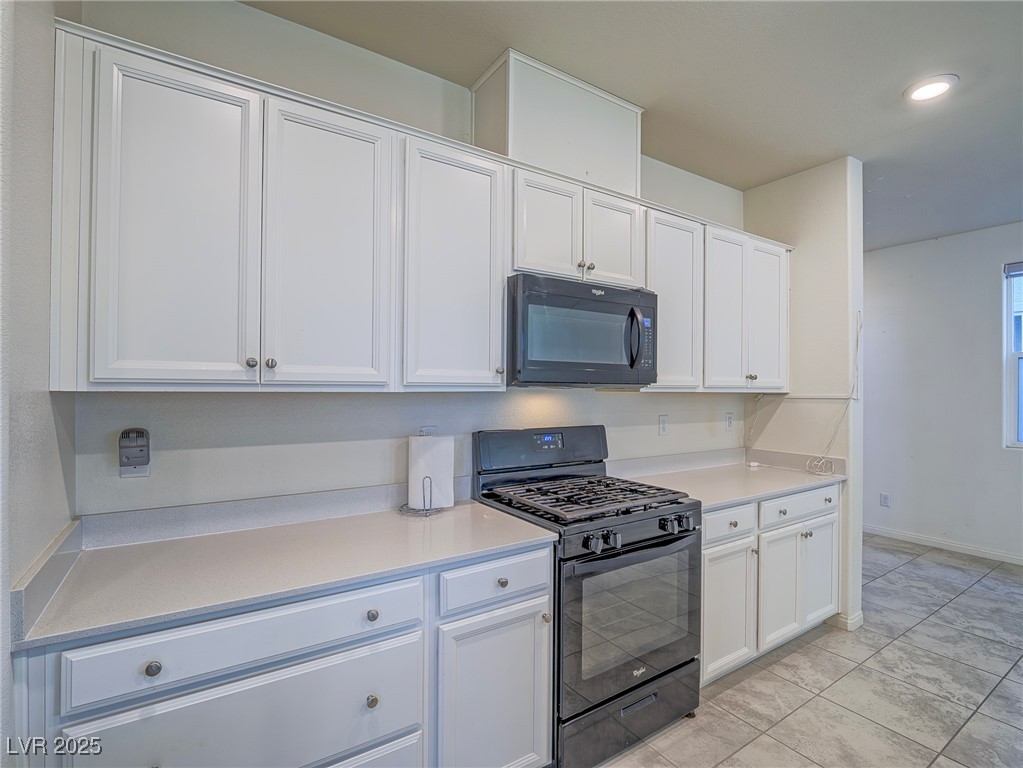 4219 Tarim Street Property Photo 8