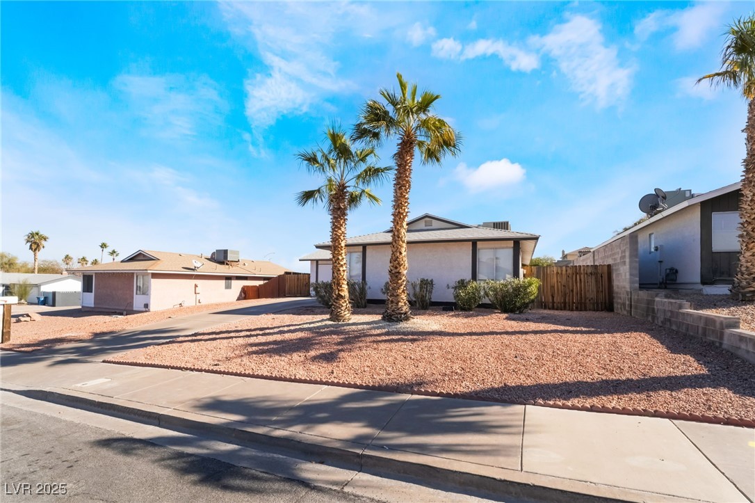 421 Box Elder Way Property Photo 4