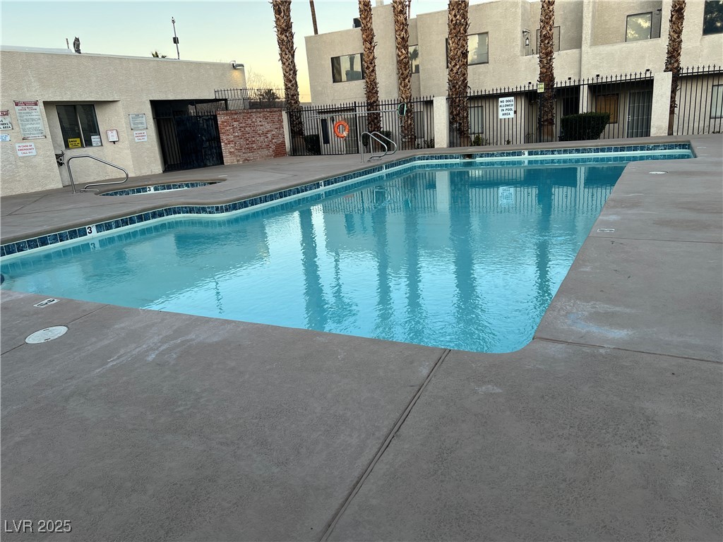 2638 Aracatuba Avenue Property Photo 42