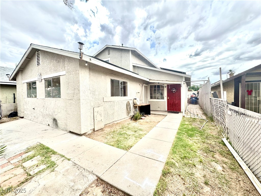 3620 Park Oliver Drive Property Photo