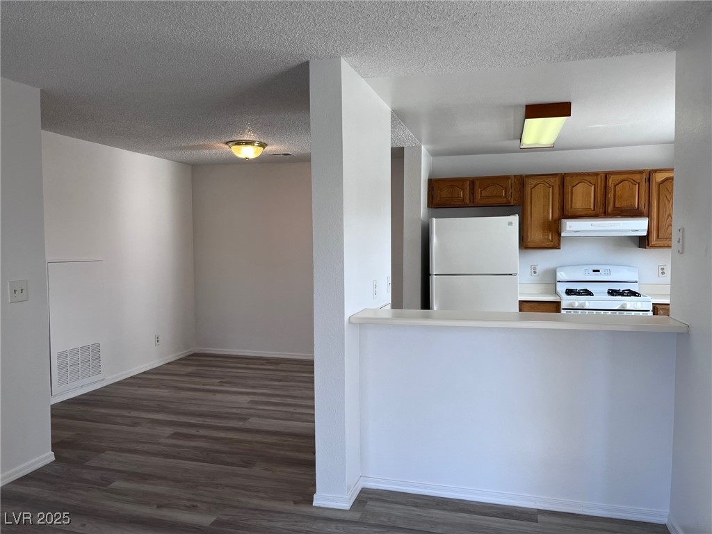 1375 East Hacienda Avenue 216 Property Photo 4
