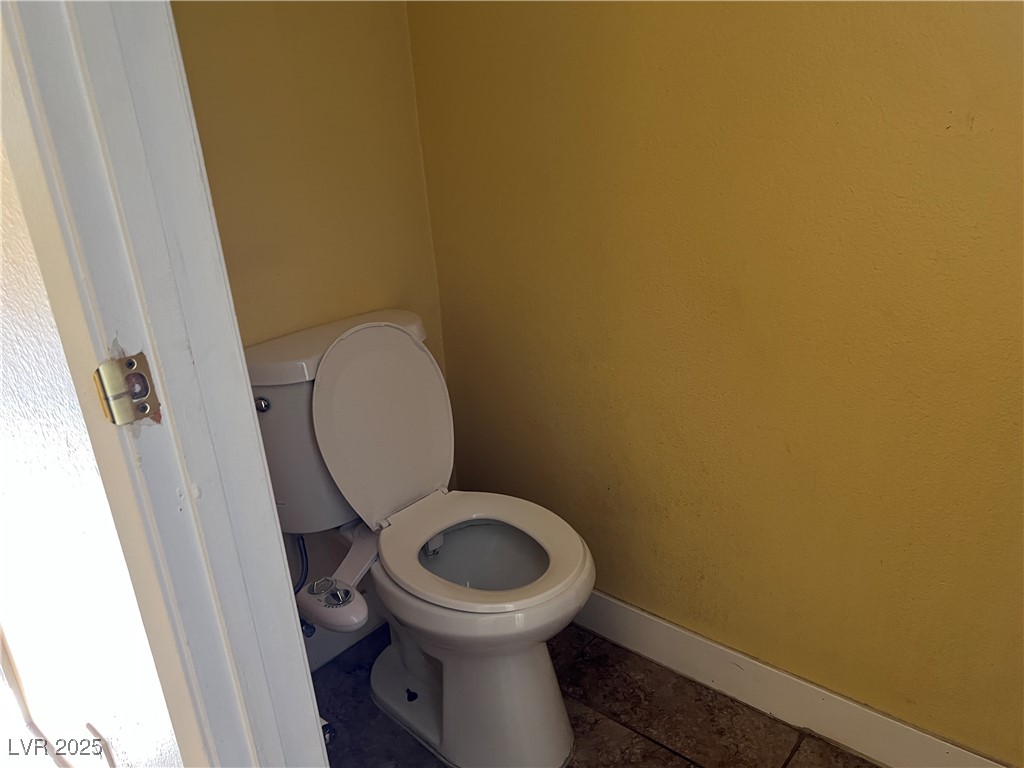 2663 Aracatuba Avenue Property Photo 9