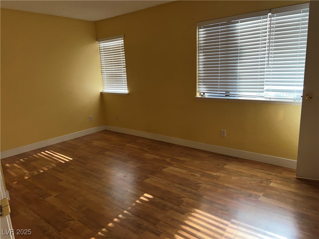 2663 Aracatuba Avenue Property Photo 19
