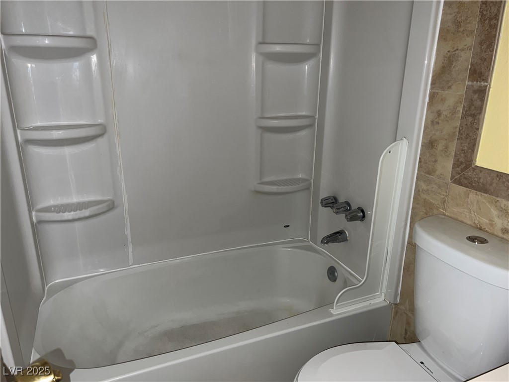 2663 Aracatuba Avenue Property Photo 20