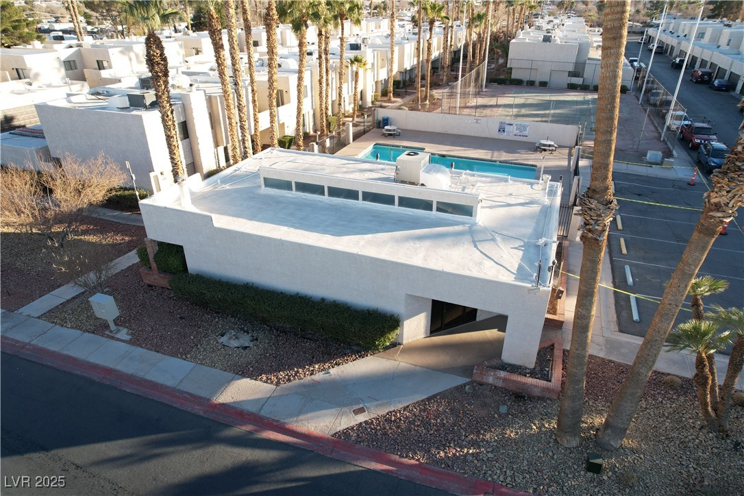 2663 Aracatuba Avenue Property Photo 35