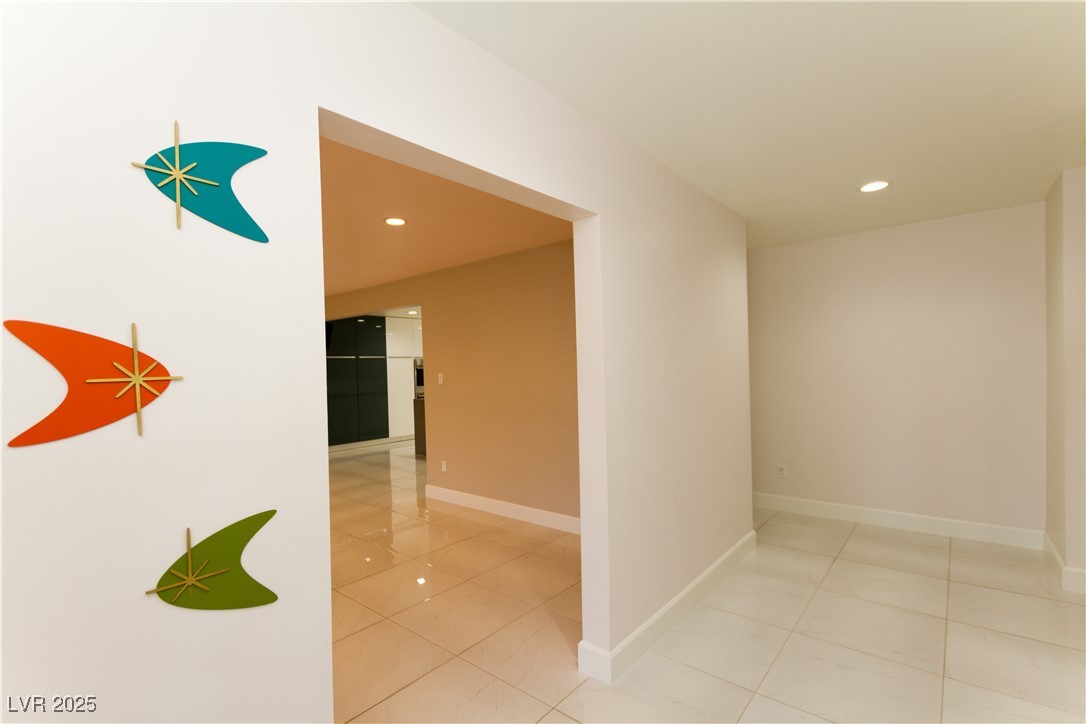 1403 5th Place Property Photo 2