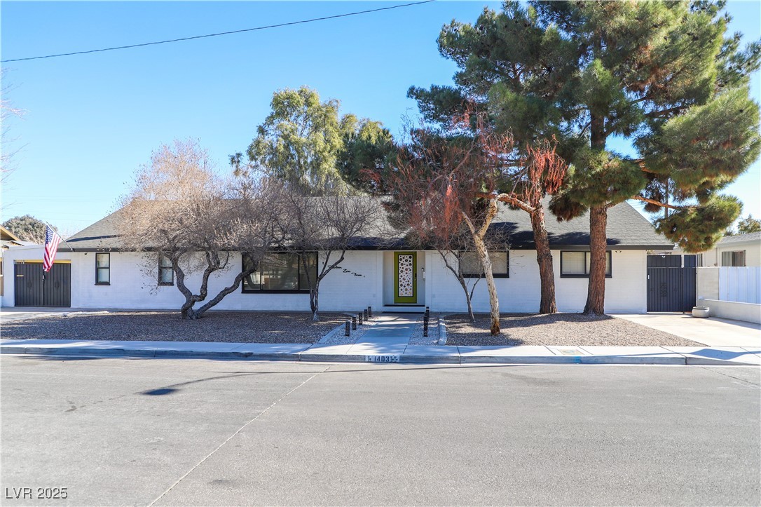 1403 5th Place Property Photo 13