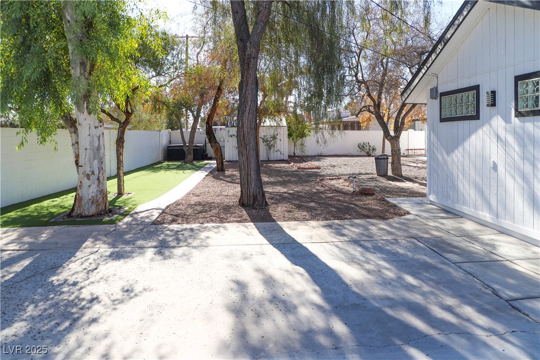 1403 5th Place Property Photo 22