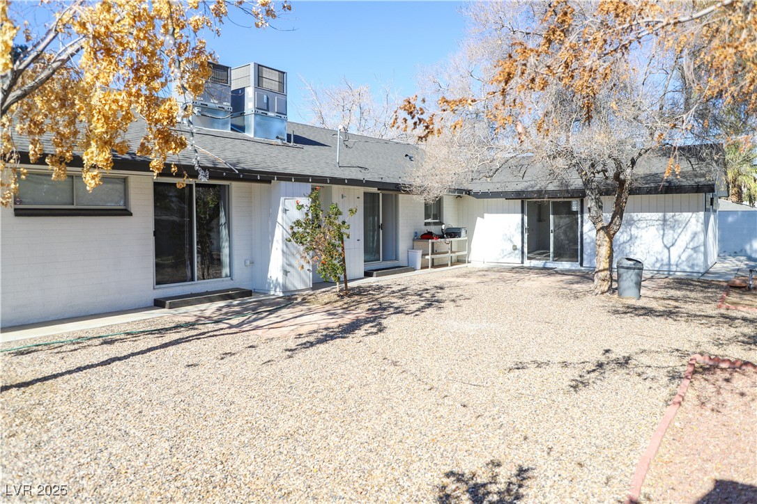 1403 5th Place Property Photo 27