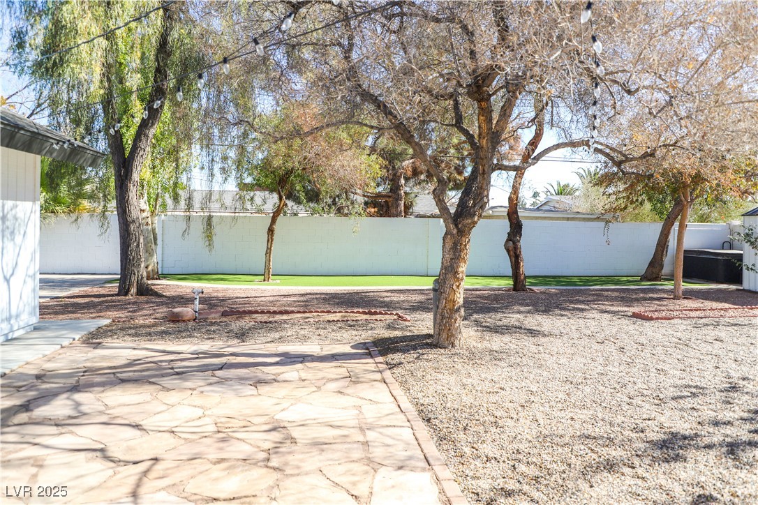 1403 5th Place Property Photo 31